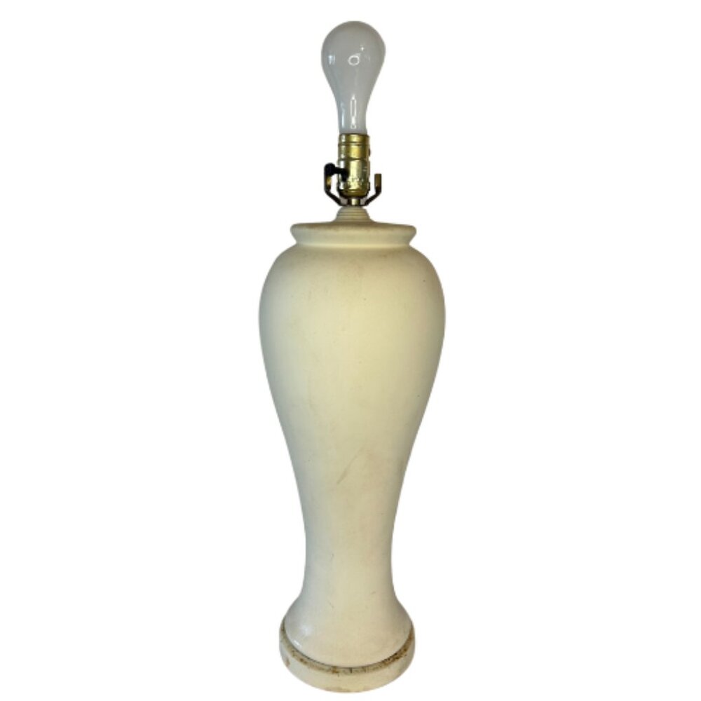 Vintage Mid-Century Tyndale Elegant White Stone-Like Table Lamp